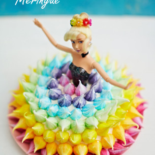 Meringue barbietaart