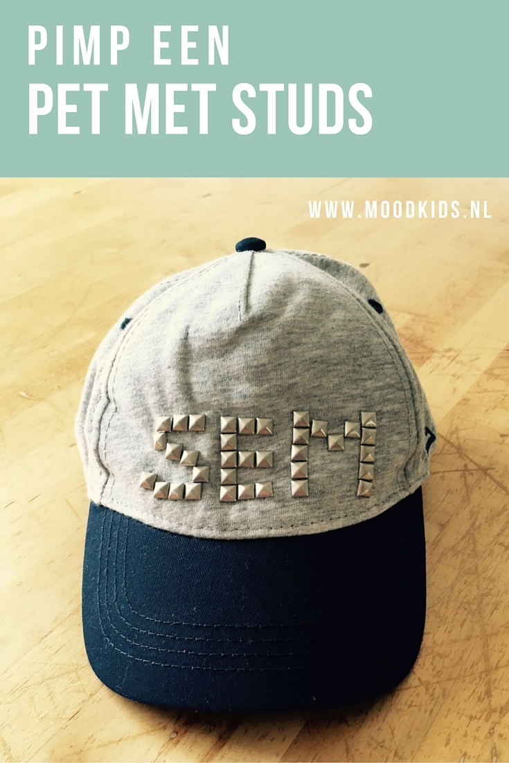 Op zoek naar een origineel cadeautje voor een kind? Een cadeautje met de eigen naam erop? Deze stoere pet met studs maak je zo zelf. Succes gegarandeerd! Hoe je de pet pimpt, lees je hier.