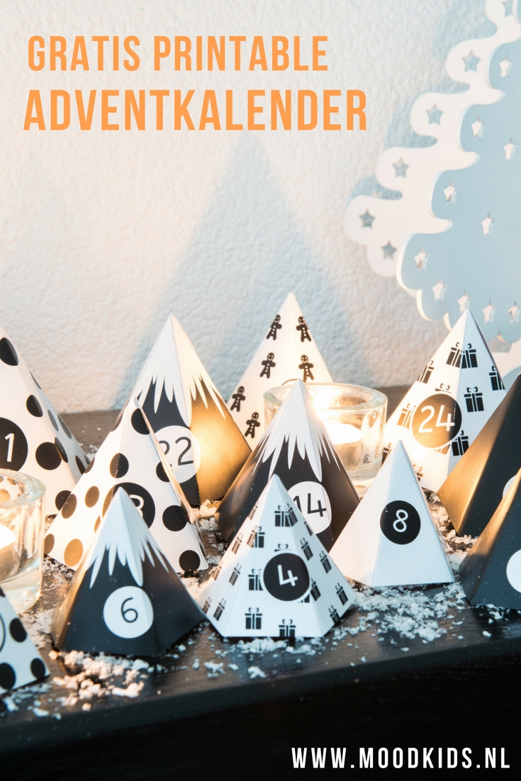 Download de gratis MoodKids DIY adventkalender printable. Vouw de kerstbomen van papier en vul ze eventueel met een cadeautje of een snoepje. Er is een zwart-witte versie, een groene en eentje om zelf of je kinderen te laten inkleuren. Bekijk de versies hier.