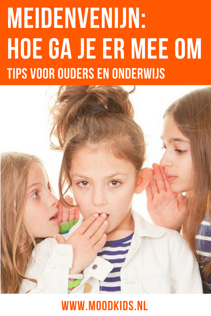 Meiden kunnen elkaar het leven behoorlijk zuur maken. Meidenvenijn hoe ga je er mee om. Lees onze tips voor ouders en onderwijs. Opvoeden